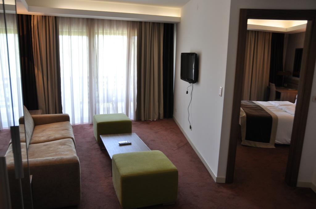 Hotel Danubia Park เวลิโก กราดิชเต ห้อง รูปภาพ
